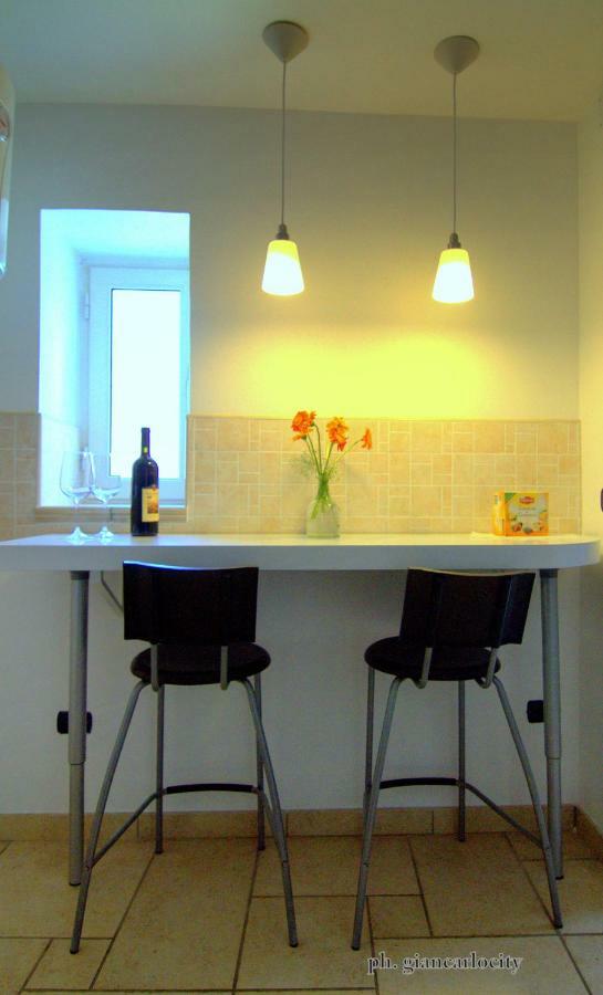 Spicchi Di Sole Bed & Breakfast เนเปิลส์ ภายนอก รูปภาพ