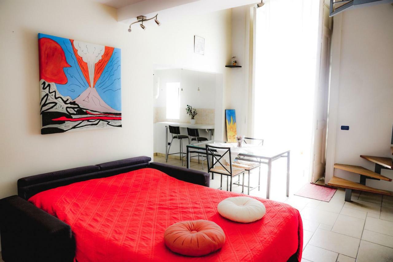 Spicchi Di Sole Bed & Breakfast เนเปิลส์ ภายนอก รูปภาพ
